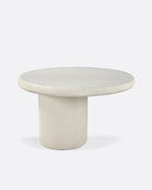 Mesa auxiliar de exterior de microcemento Claude