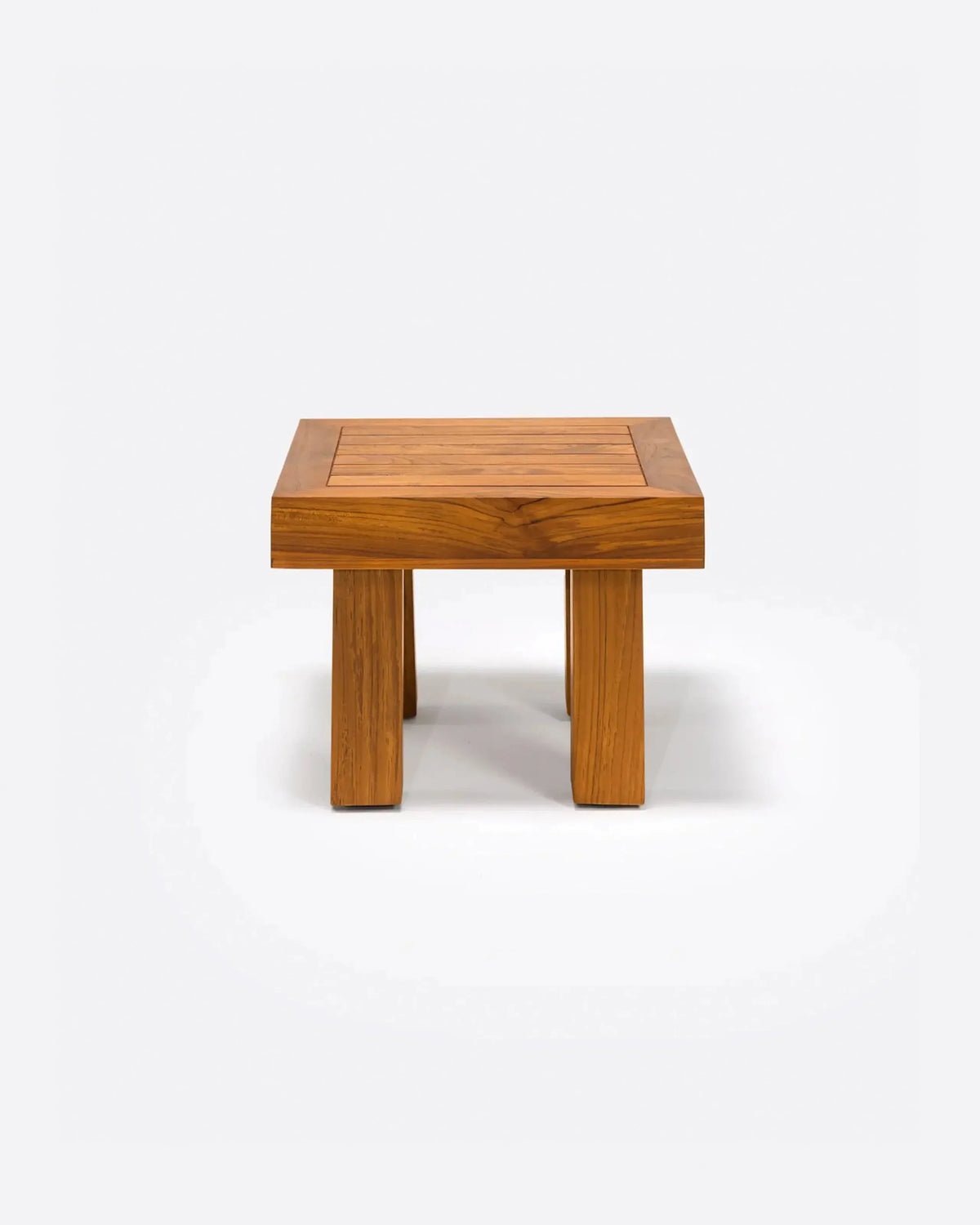 Mesa auxiliar de exterior de teca reciclada Strauss