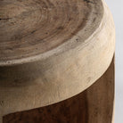 Mesa auxiliar de madera de suar Junco
