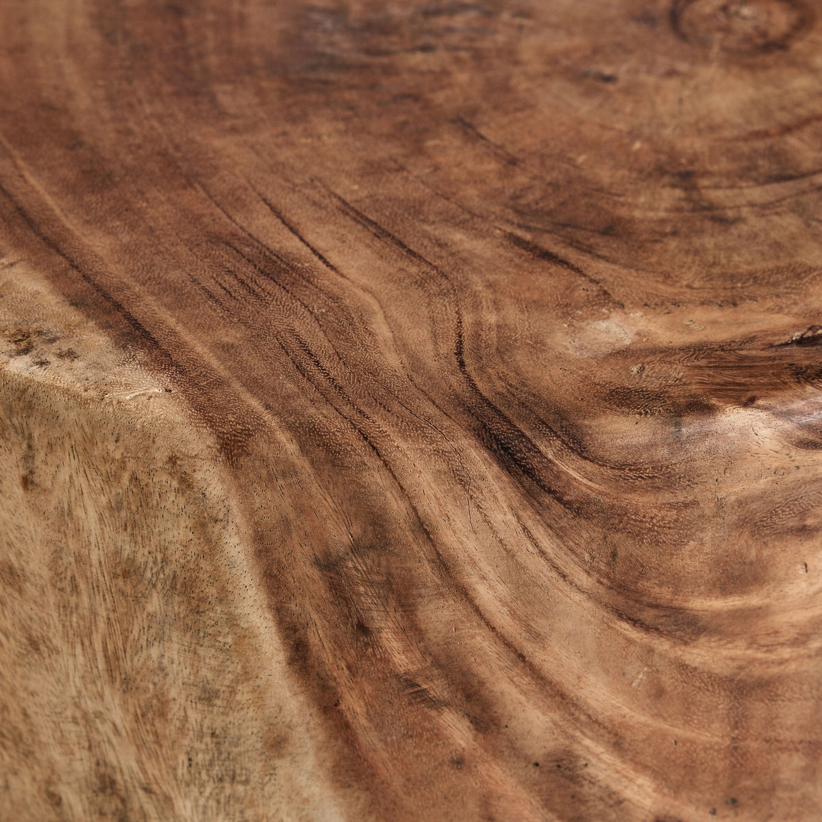Mesa auxiliar de madera tropical Azufaifo