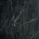 Mesa auxiliar de mármol negro Narciso pequeña