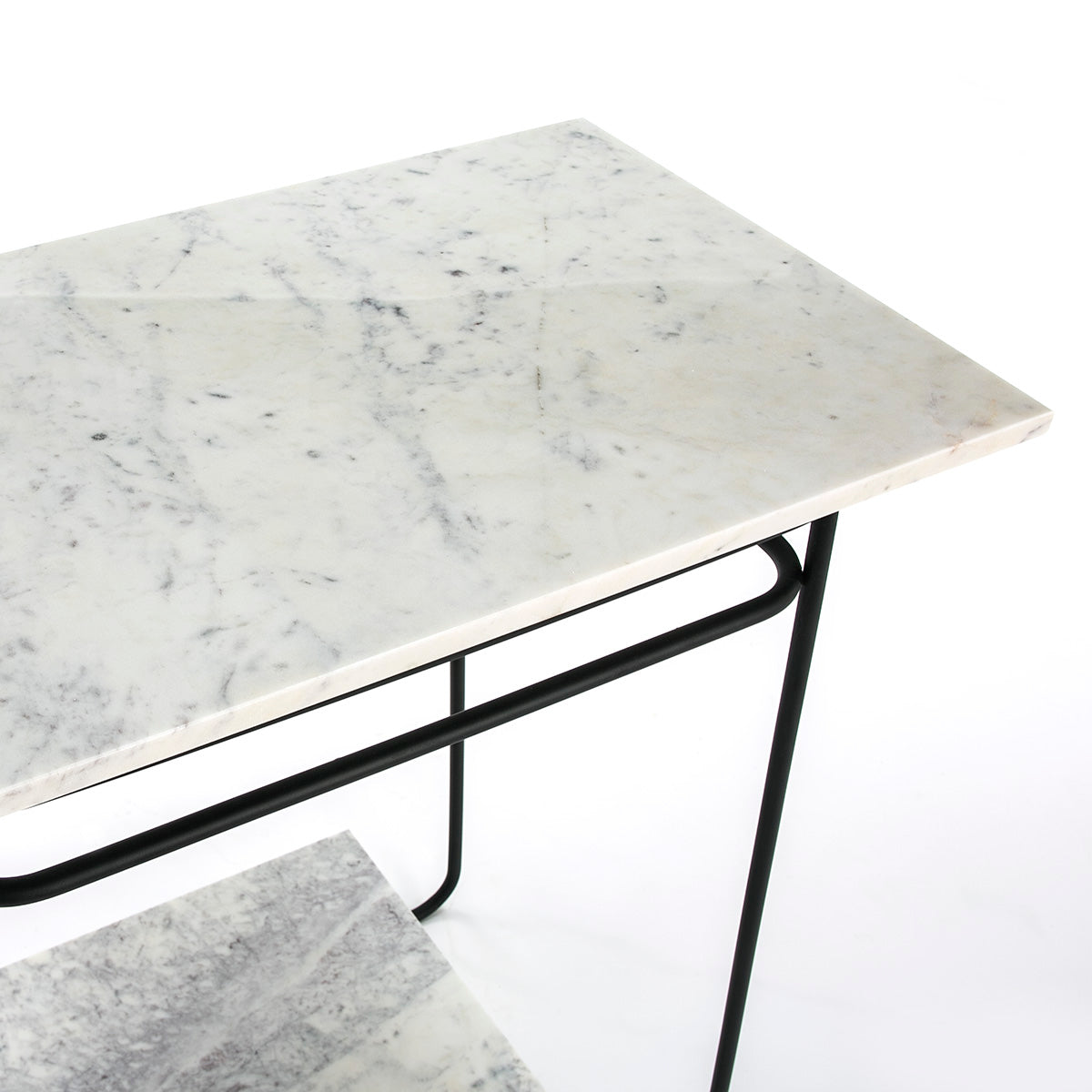 Mesa auxiliar de mármol y metal Acharnes