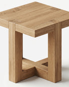 Mesa auxiliar de roble Serai