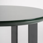 Mesa auxiliar lacada en verde Hiedra