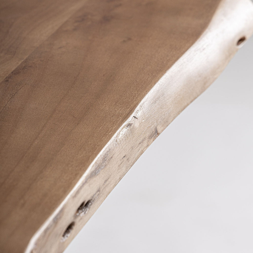 Mesa Bar Club - pino_y_jacaranda