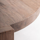 Mesa de centro de madera maciza Polignano 127 x 133 cm