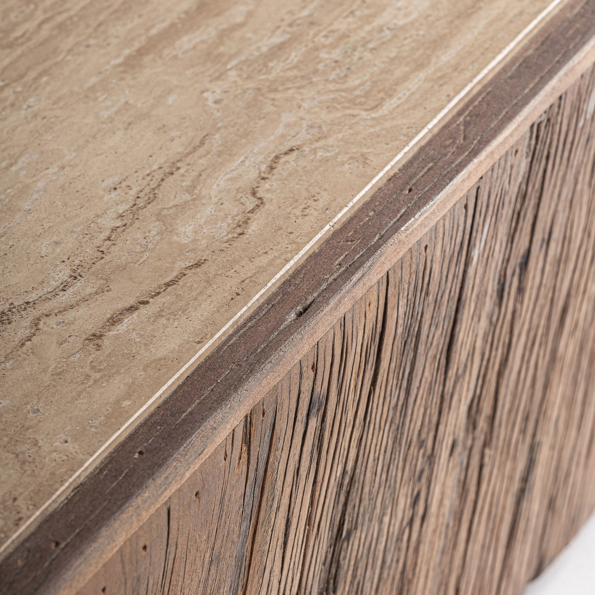 Mesa de centro de madera recuperada y travertino Tellaro