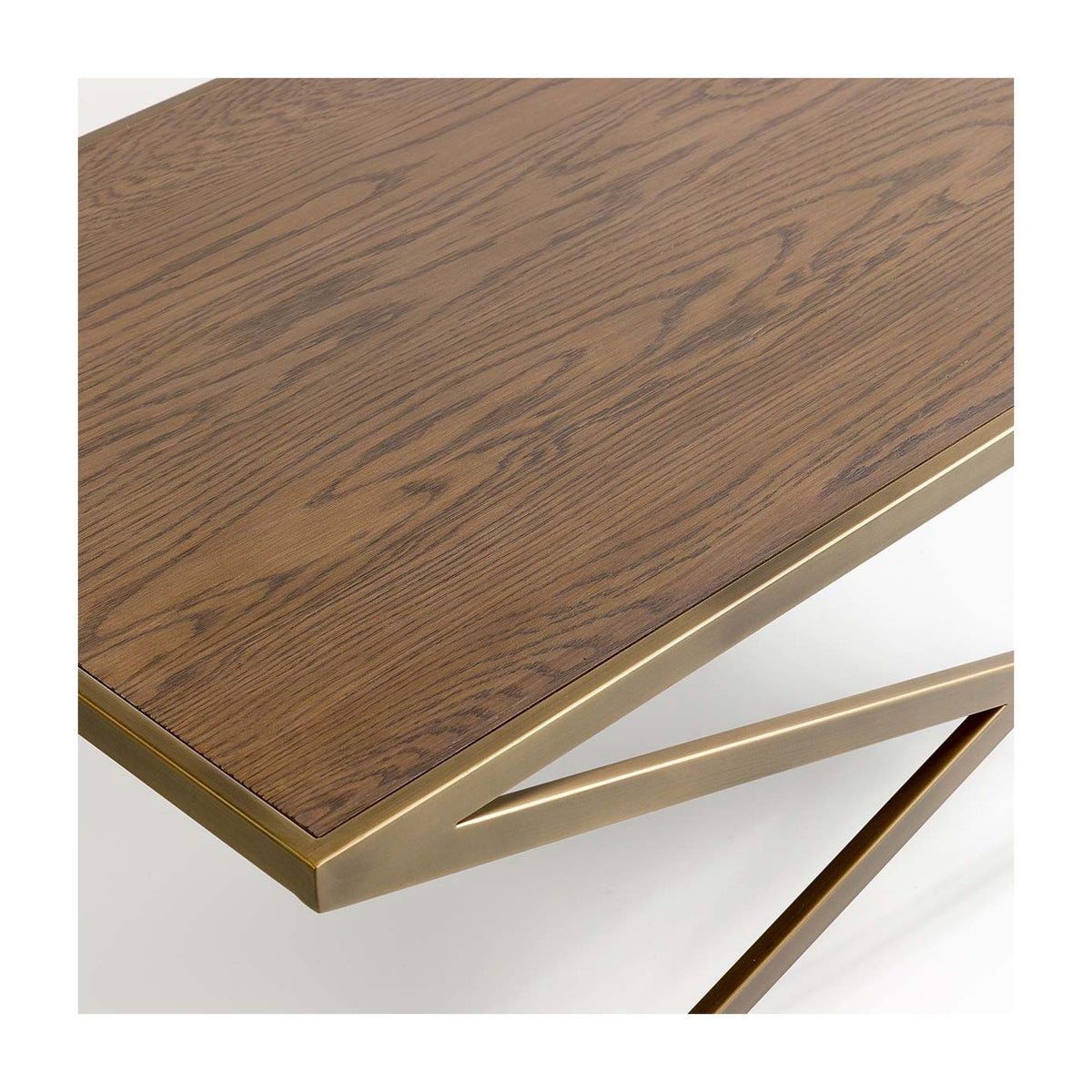 Mesa de centro de roble y metal dorado Montecorto