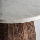 Mesa de comedor de madera recuperada y mármol Padules
