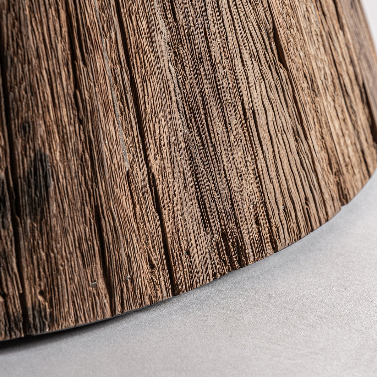 Mesa de comedor de madera tropical y mármol Beires