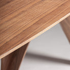 Mesa de comedor de nogal Almegíjar