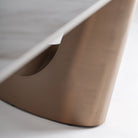 Mesa de comedor de piedra sinterizada y cobre Saïdia