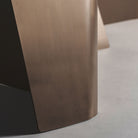 Mesa de comedor de porcelánico y acero Íllar