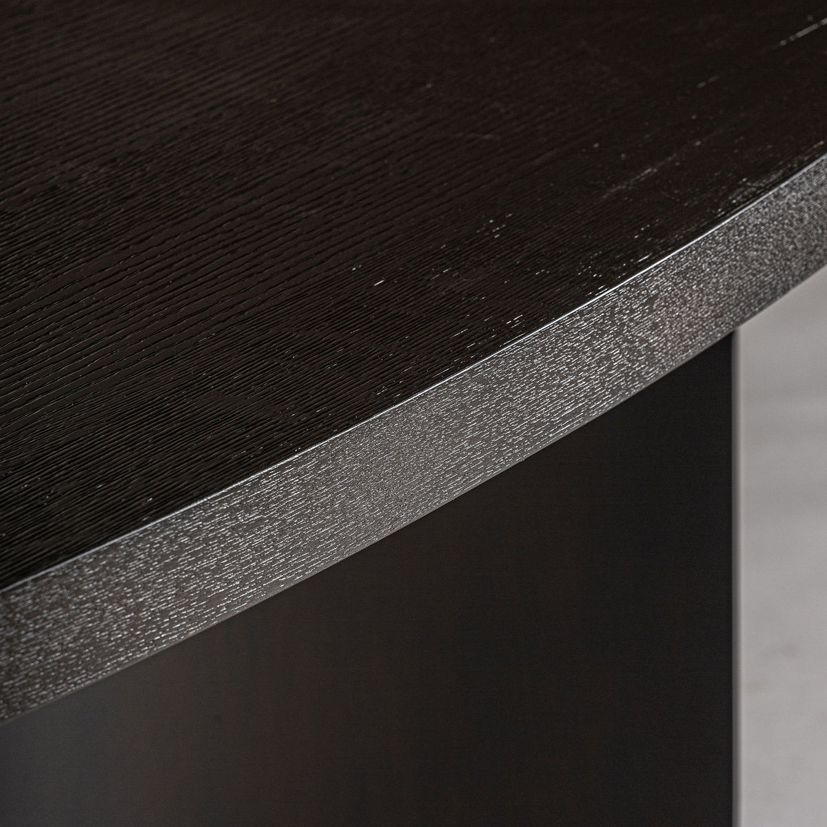 Mesa de comedor de roble Laroles