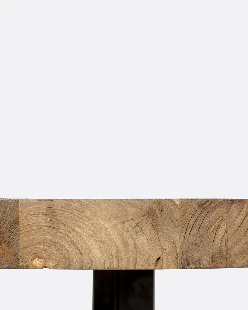 Mesa de comedor de teca reciclada con pie de hierro Jati