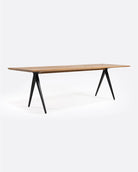 Mesa de comedor de teca reciclada y hierro Liku