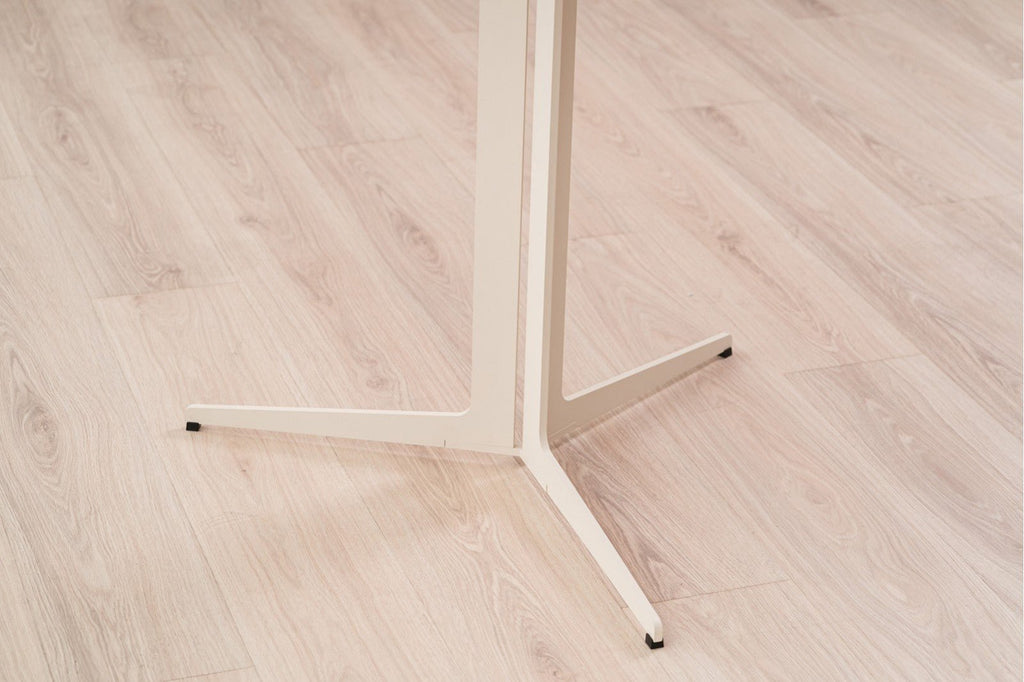 Mesa de Comedor Nara - pino_y_jacaranda