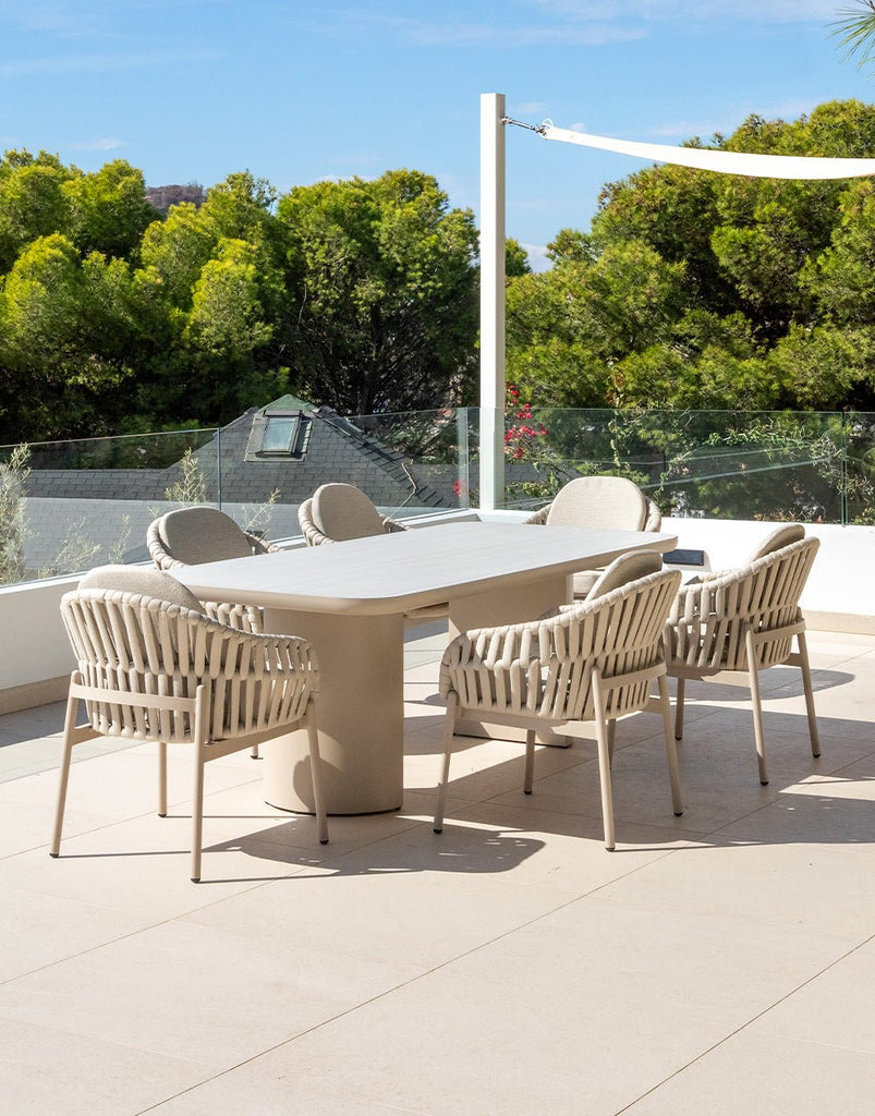 Mesa de Exterior Cairo - #pino_y_jacaranda#