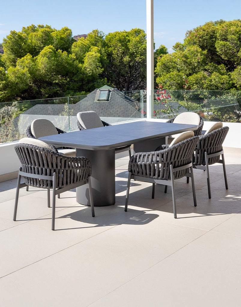 Mesa de Exterior Cairo - #pino_y_jacaranda#