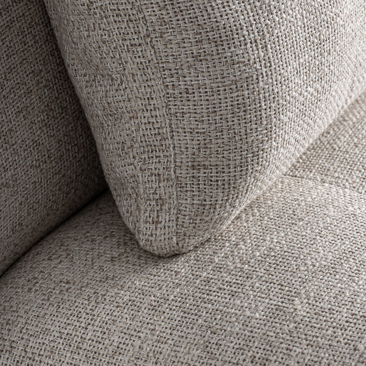 Módulo esquinero de sofá tapizado y teca Ferragudo beige
