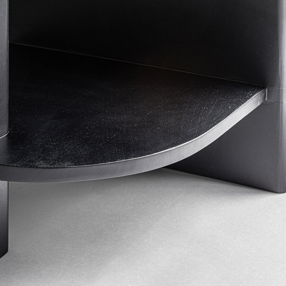 Mueble de TV de mango y mármol Palamós negro