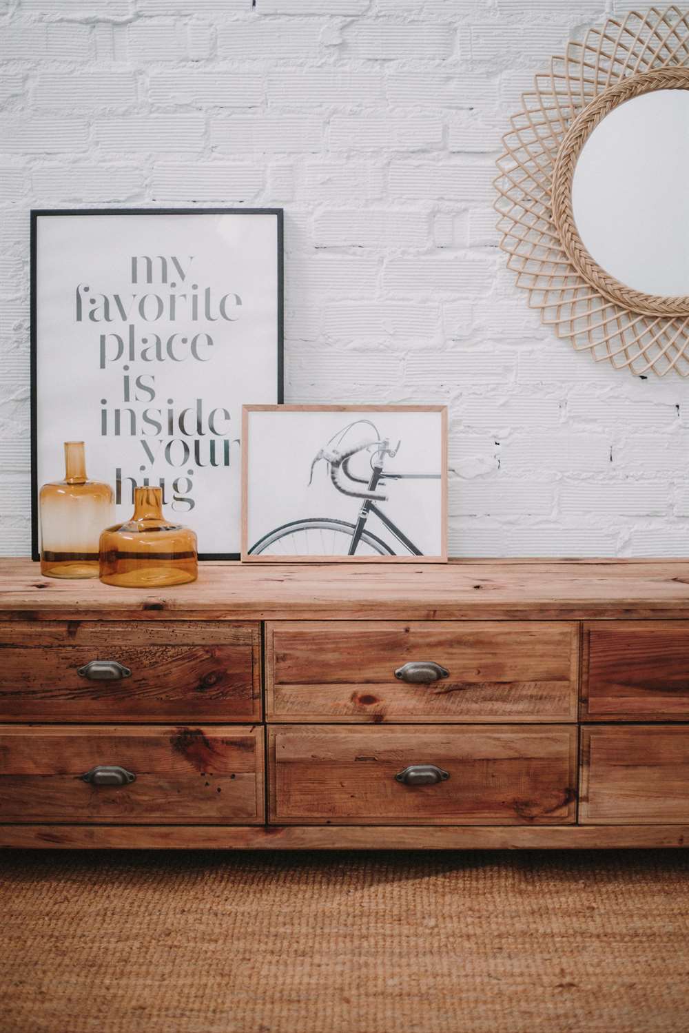 Mueble de TV de pino reciclado Jolanda