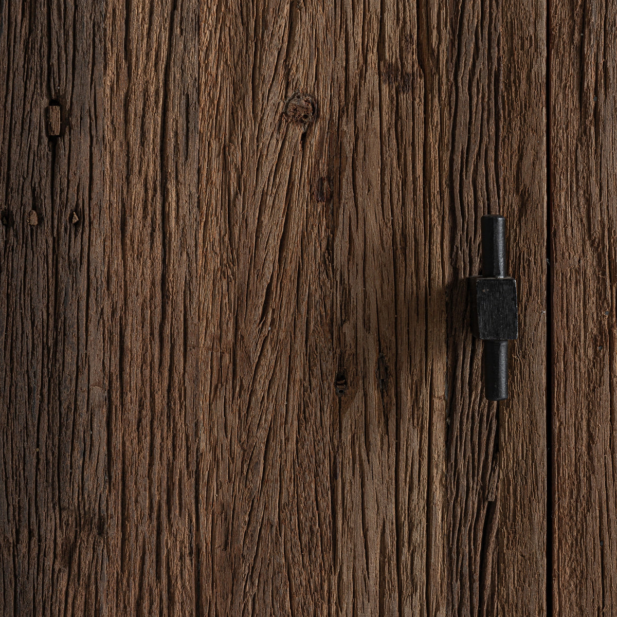 Mueble TV de madera recuperada y hierro Bordeira