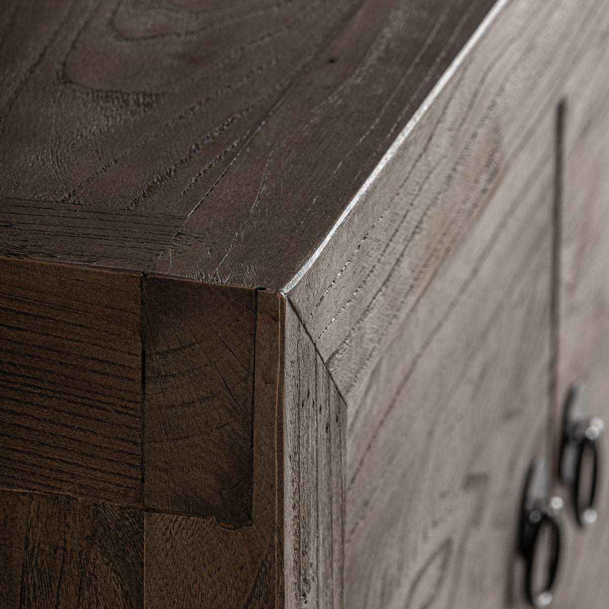 Mueble TV de pino reciclado Berlenga