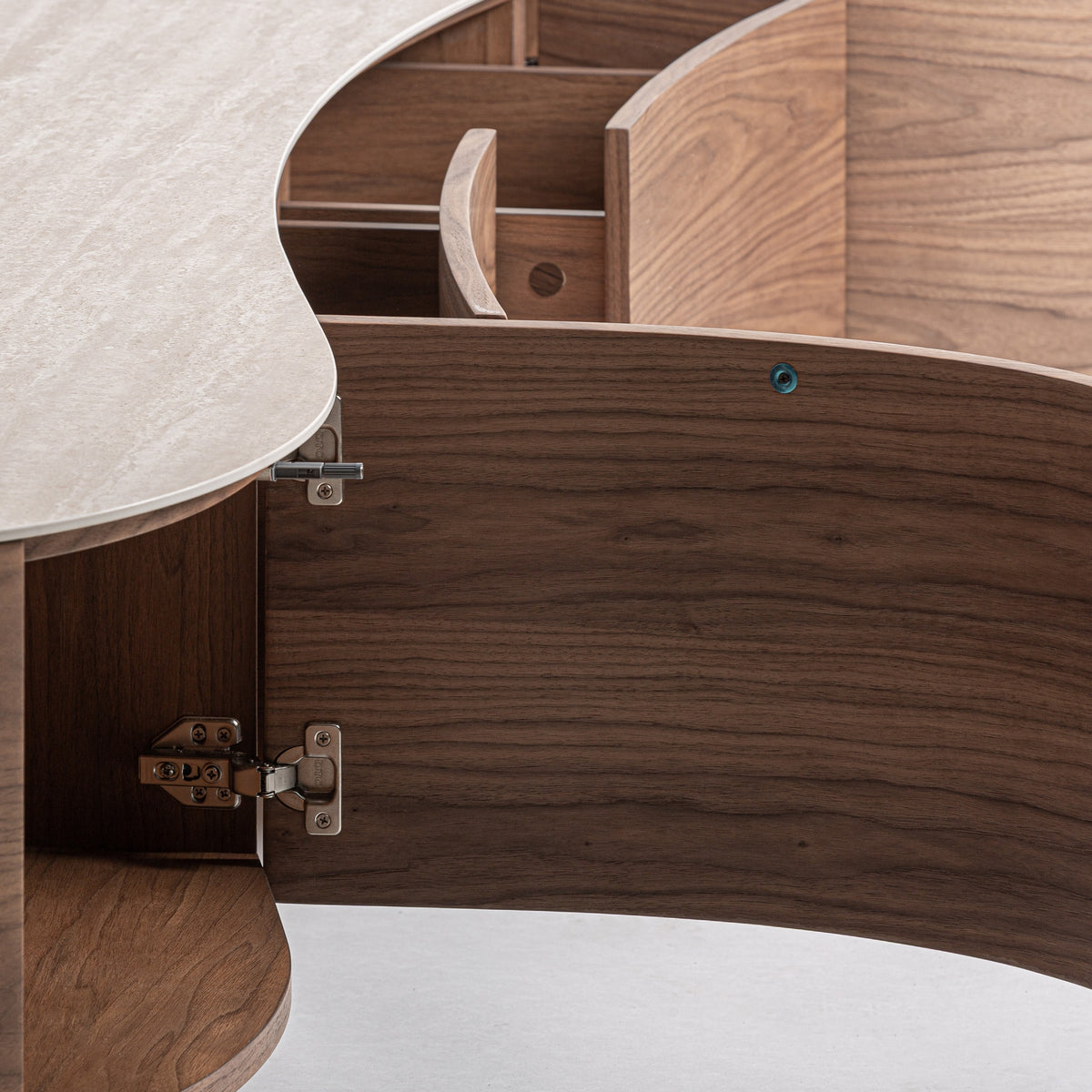 Mueble TV de porcelánico y hierro dorado Paphos