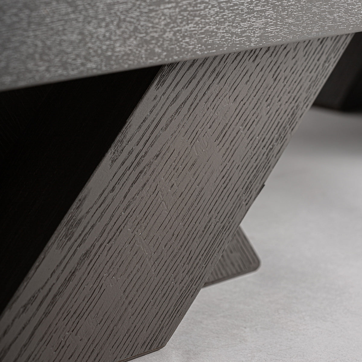 Mueble TV de roble negro Magoito