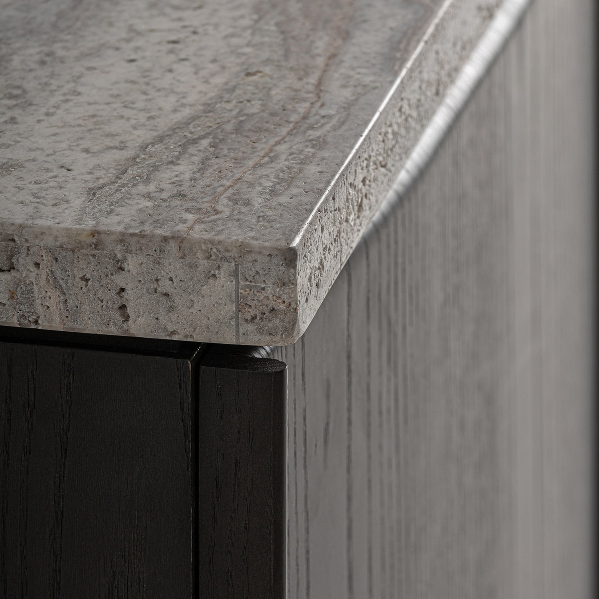 Mueble TV de travertino y fresno Adraga