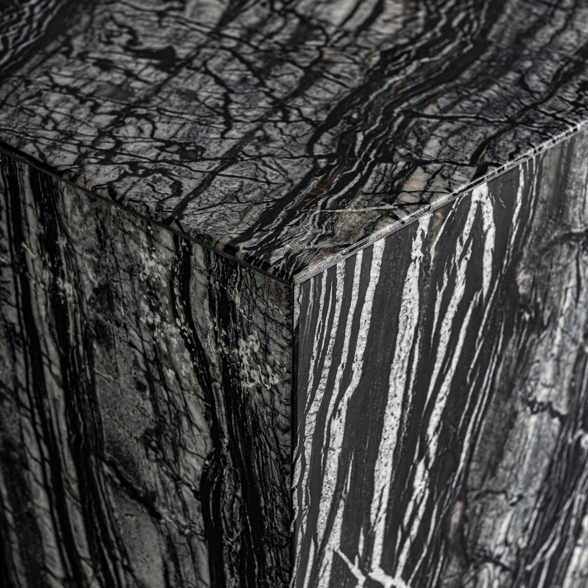 Peana de mármol gris Ondara 76 cm