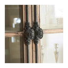 Vitrina de pino natural con puertas de cristal Tolox