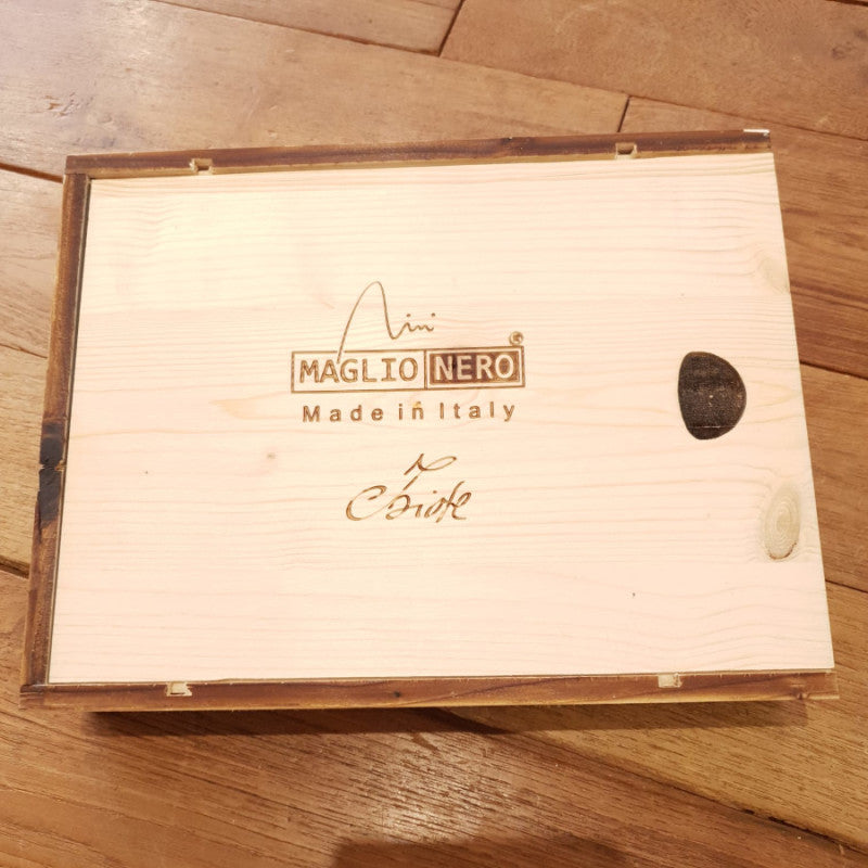 Set de 6 cuchillos chuleteros Maglionero Iside POM con caja de madera