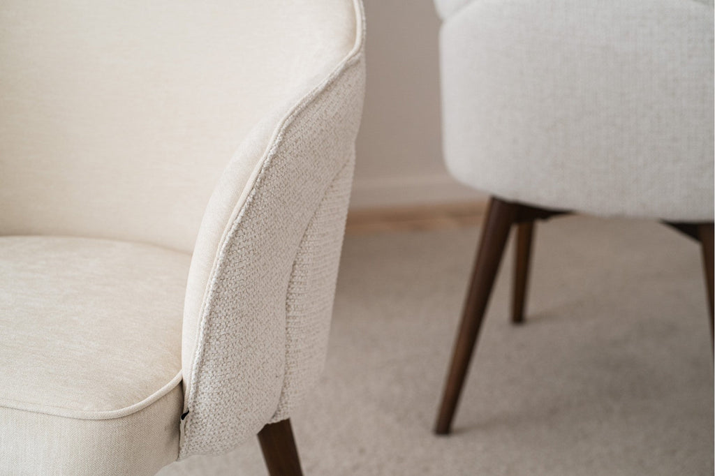 Set de 2 Sillas Amor - pino_y_jacaranda