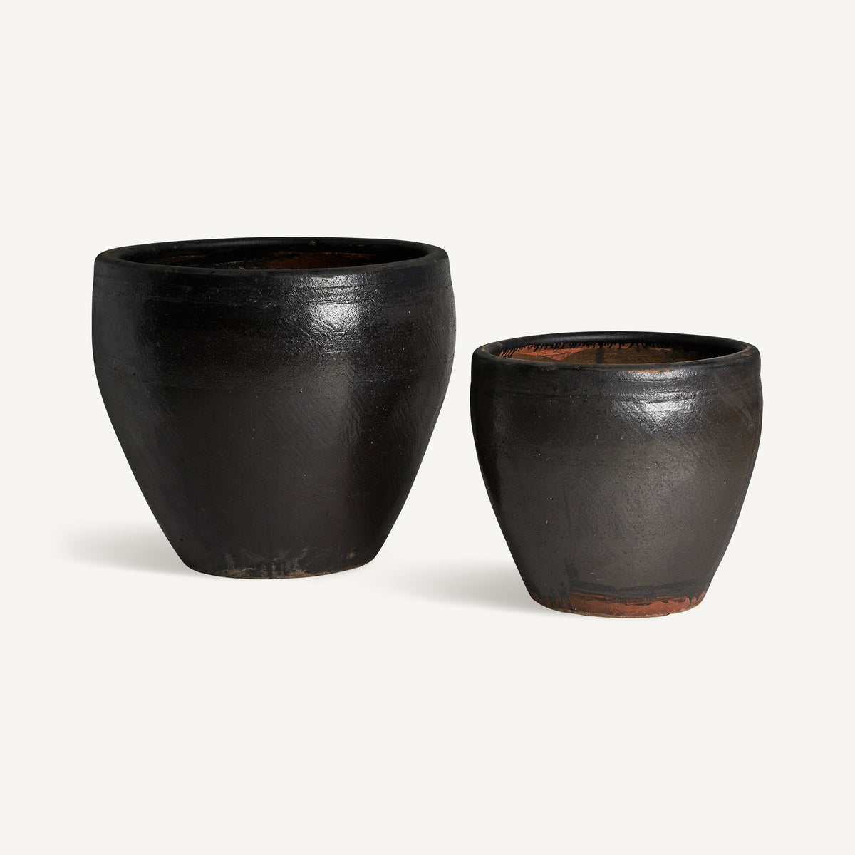 Set de dos maceteros de cerámica negra Madroño