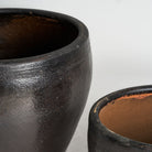 Set de dos maceteros de cerámica negra Madroño