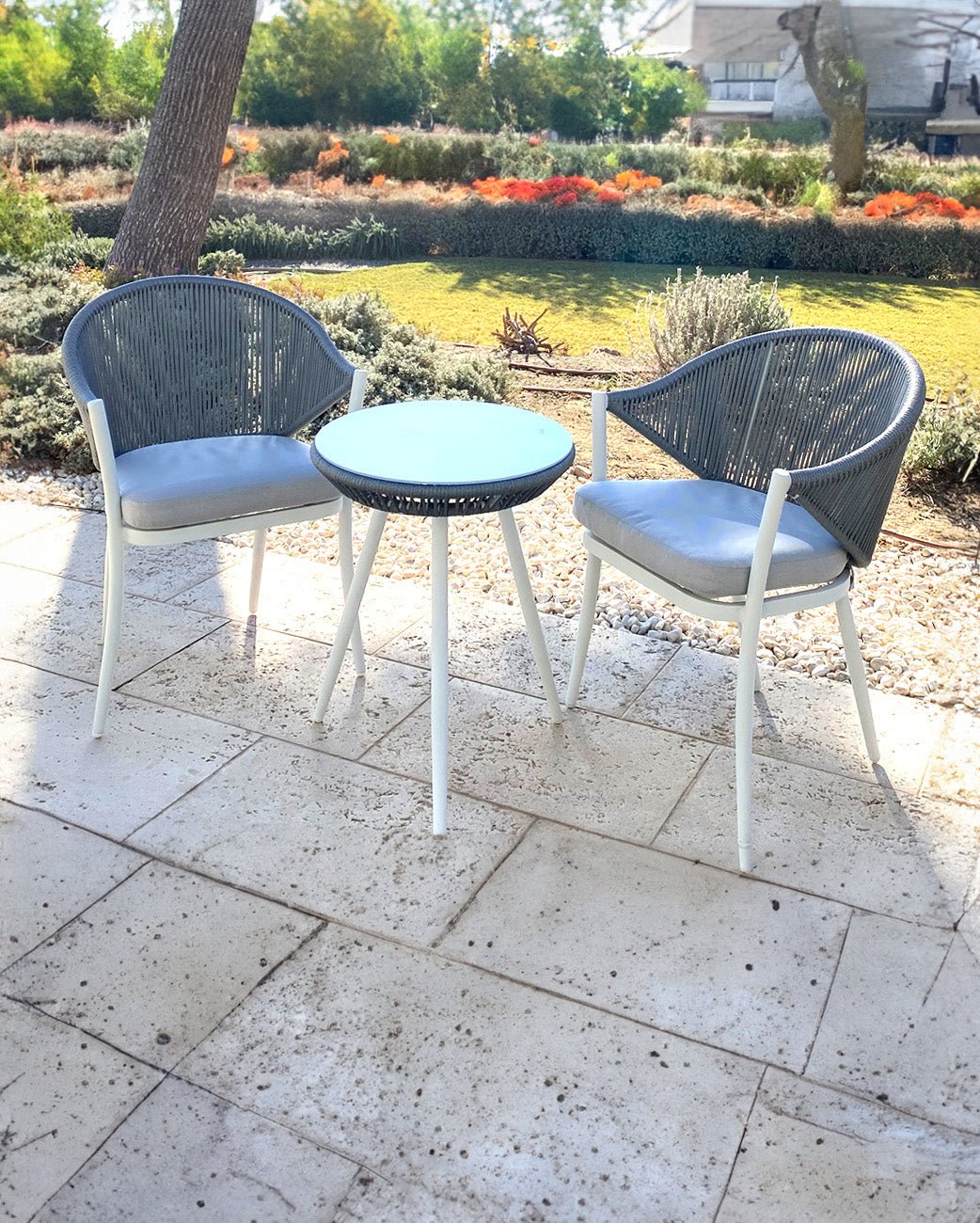 Set de Sillones y Mesa de Exterior Alice - #pino_y_jacaranda#