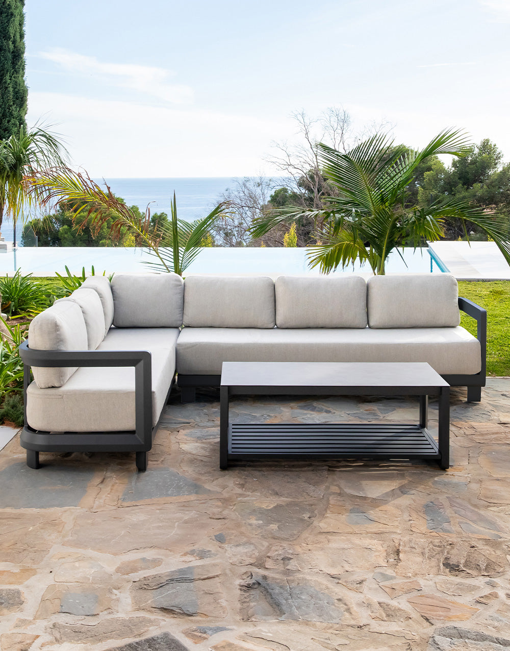 Set de Sofá Rinconera y Mesa de Exterior Pruna