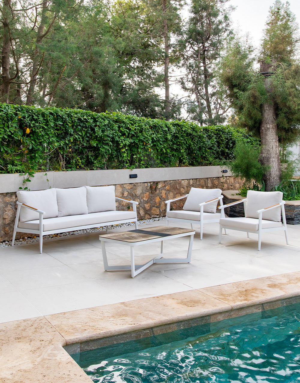 Set de Sofá, Sillón y Mesa de Exterior Tejeda