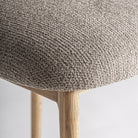 Silla de arce y tapizado topo Forcall
