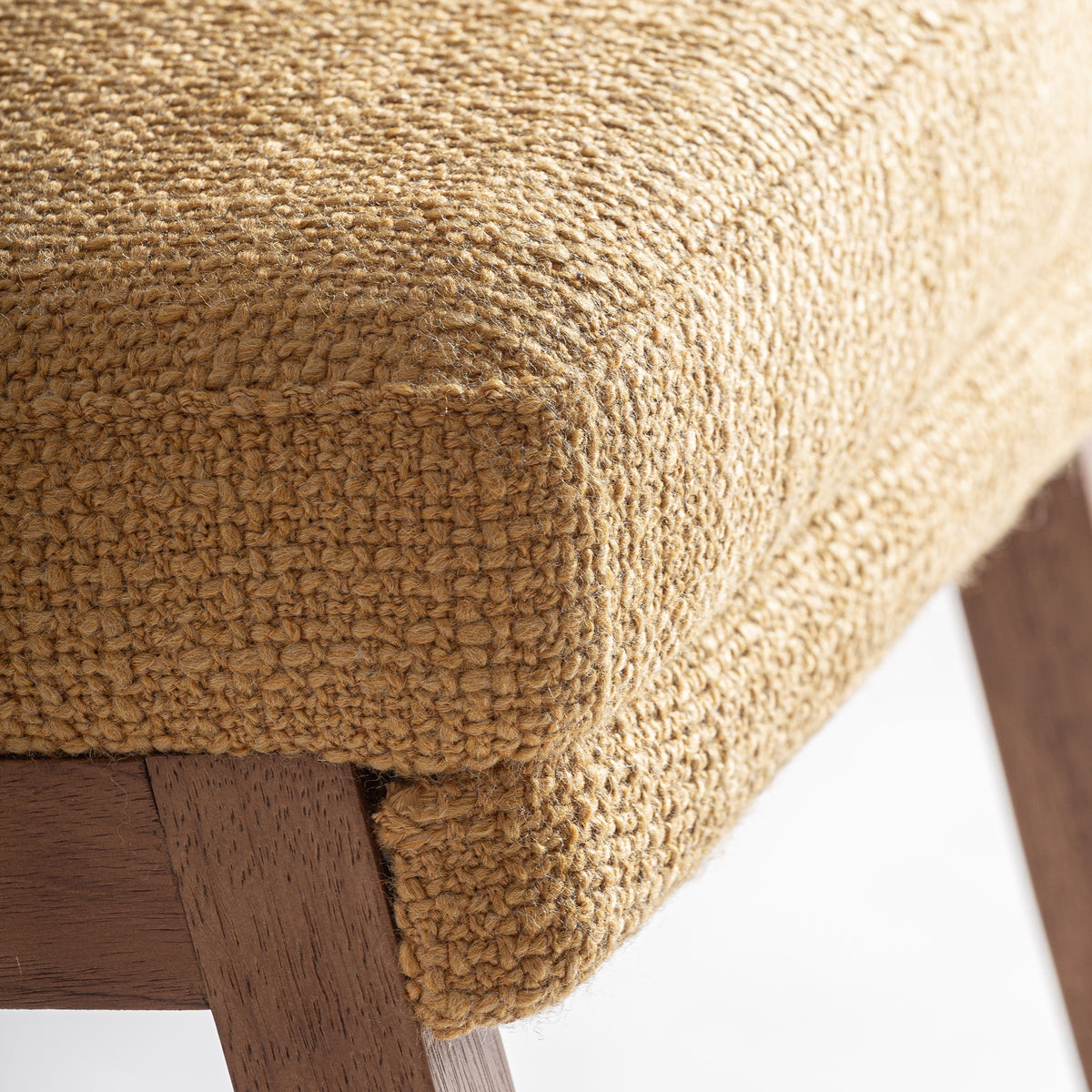 Silla de caucho y algodón mostaza Benicarló