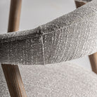 Silla de fresno tapizada en gris Culla