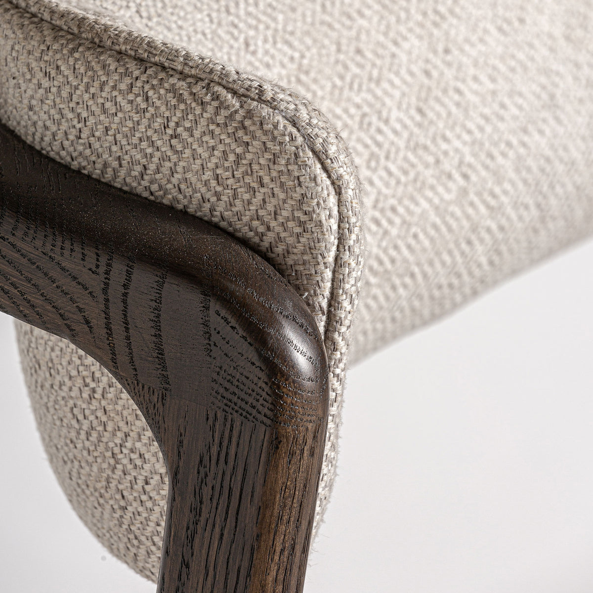 Silla de fresno y tapizado beige Vinaròs
