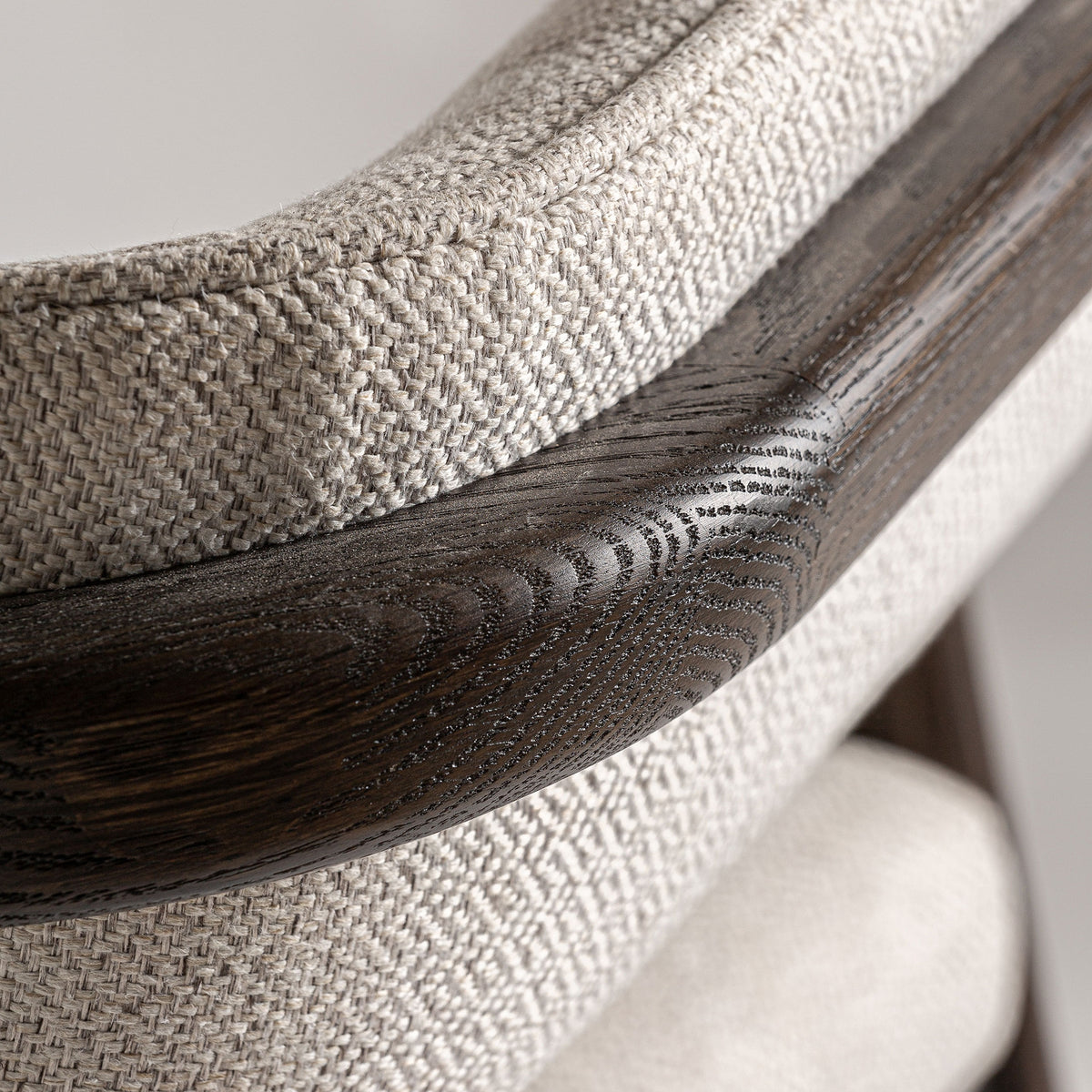 Silla de fresno y tapizado beige Vinaròs