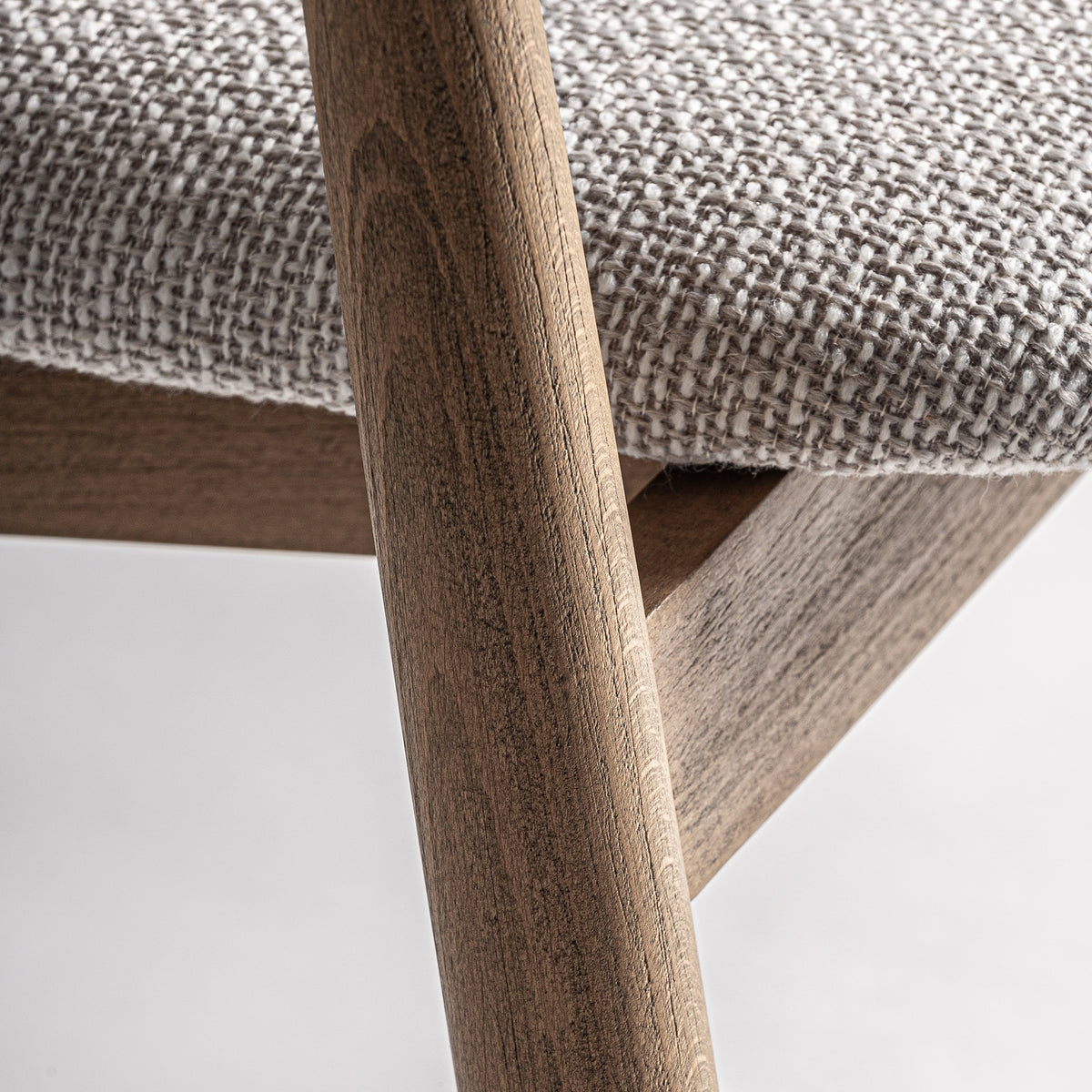 Silla de haya tapizada en gris Requena