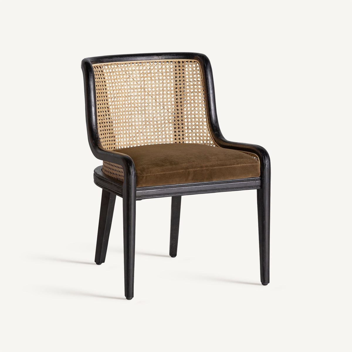 Silla de ratán y terciopelo camel Balàfia
