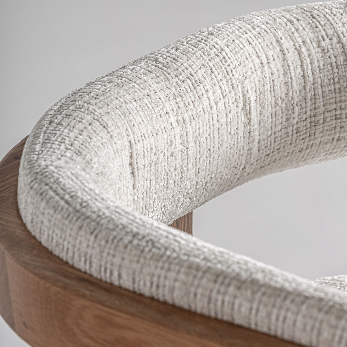 Silla de roble y tapizado beige Llutxent