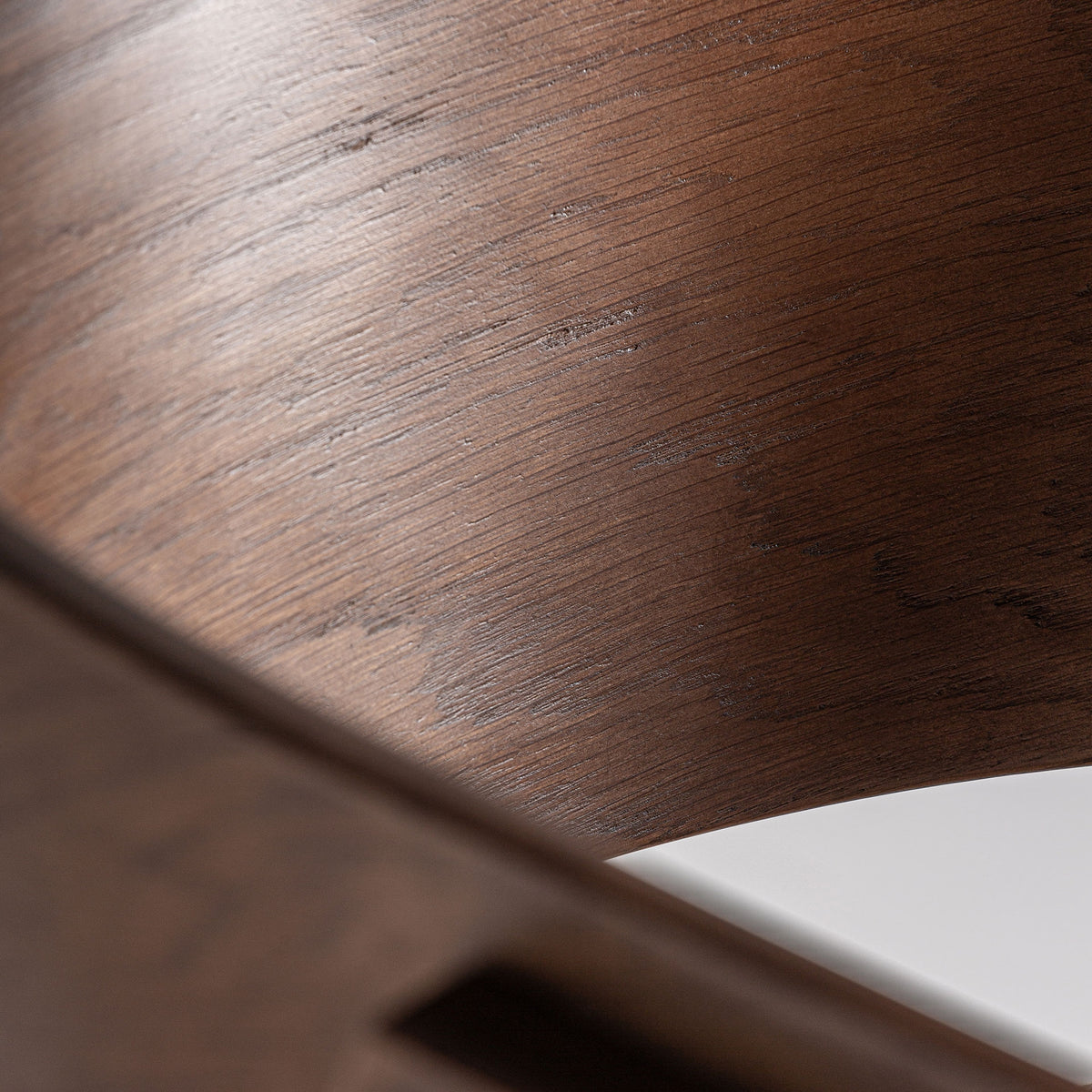 Silla de roble y tapizado beige Orihuela