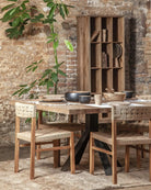 Silla de teca y cuerda de papel Cora